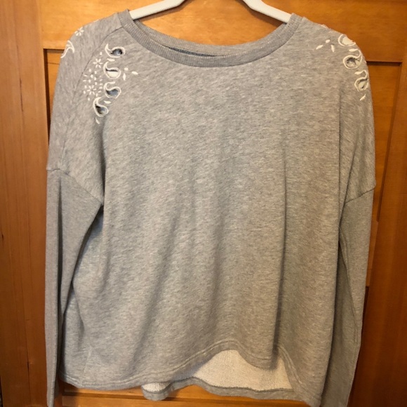 ae pullover - Picture 1 of 4